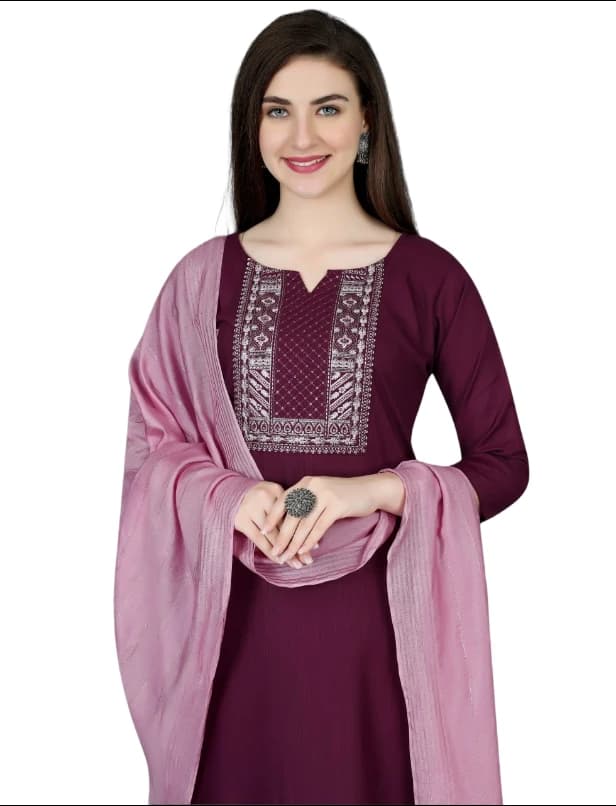 Women’s Luxe Embroidered Kurta Pant & Dupatta Set | Contemporary Ethnic Ensemble for Celebrations, Gatherings & Elegant Daily Wear